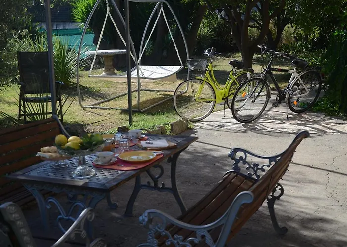 Bed & Breakfast Calicantus 3*